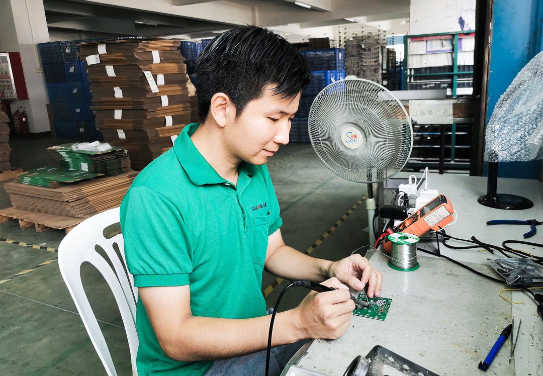 冠雅人風(fēng)采∣此心安處是維修，持匠心鑄品質(zhì)電子科技